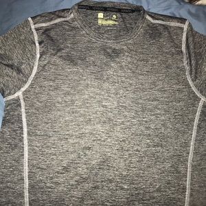 Xersion T-Shirt. Men’s Medium